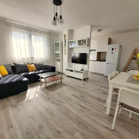 Apartment Mrvica Near The Zagreb Airport Velika Gorica Esterno foto
