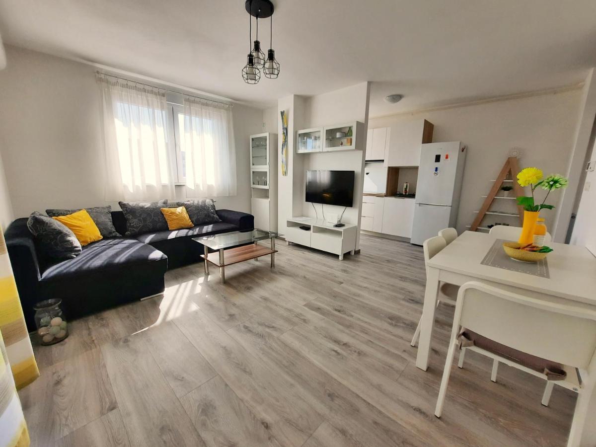 Apartment Mrvica Near The Zagreb Airport