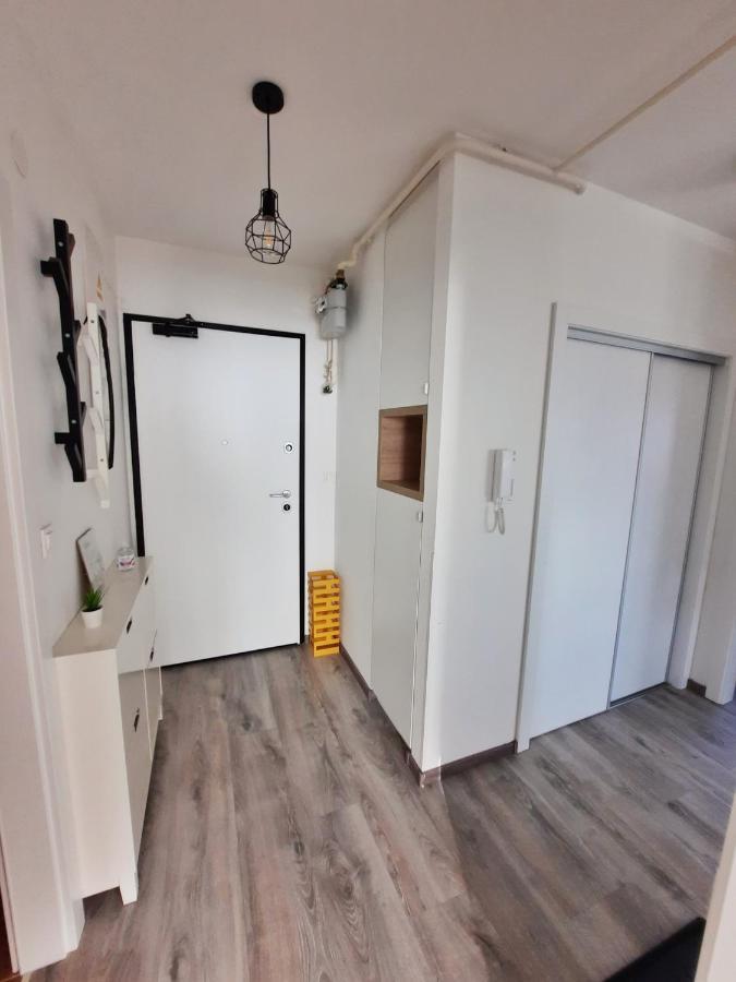 Apartment Mrvica Near The Zagreb Airport