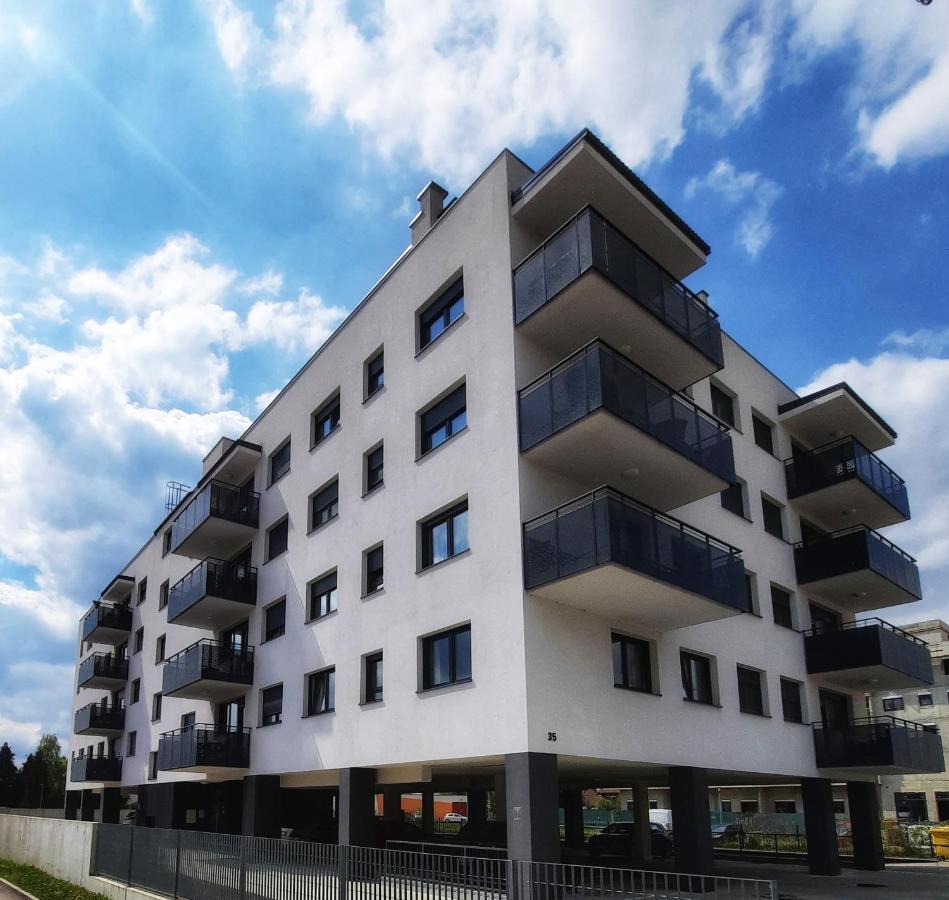 Mrvica Near The Zagreb Airport Apartment Velika Gorica